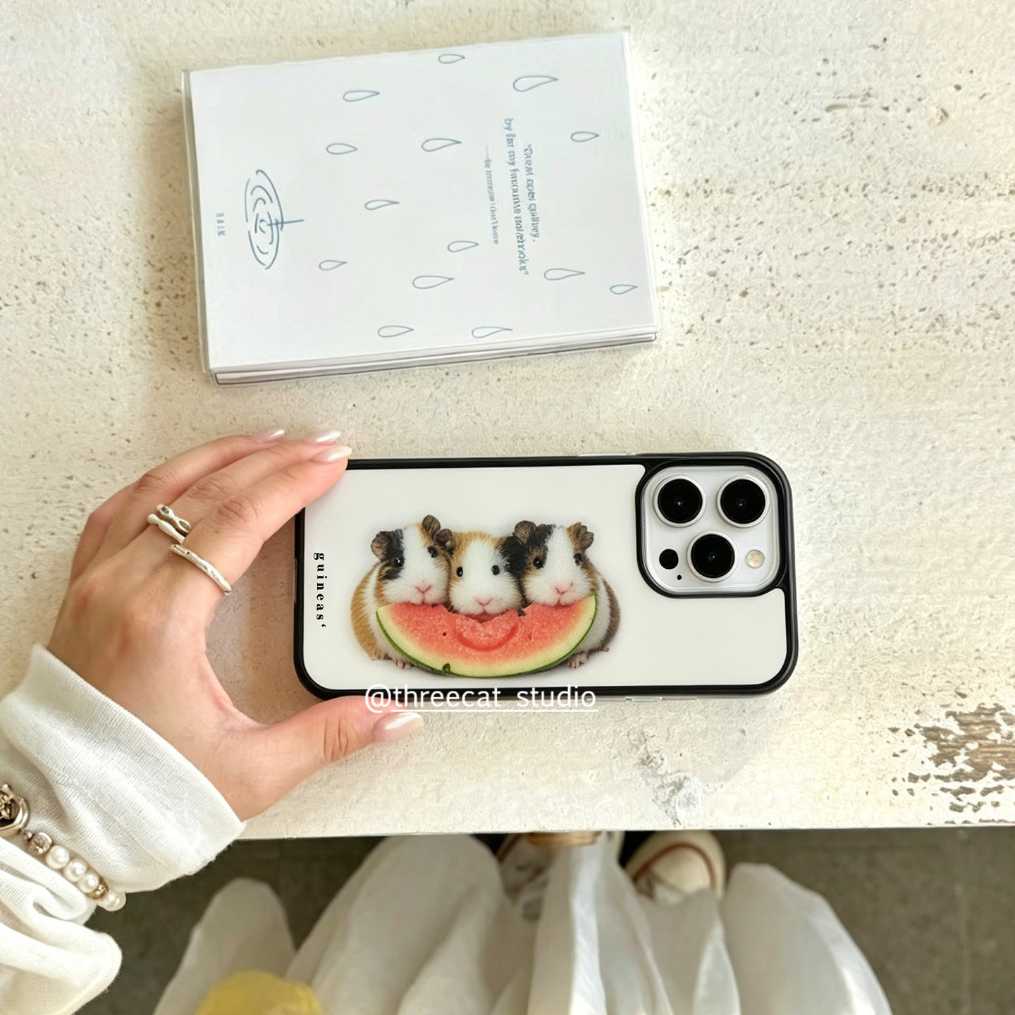 韓国のインスタ映えするモルモットがスイカを食べるデザインのi - Phone Cases Korean のレビューと価格